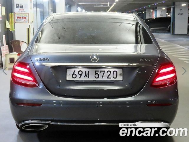 Mercedes-Benz E-Class E300 4MATIC Avnatgarde — пробег 185 813 км — фото 5 из 5