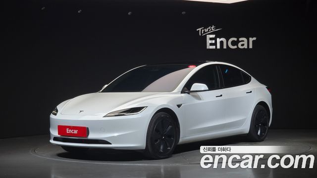Tesla Model 3 RWD — пробег 12 915 км — фото 1 из 5
