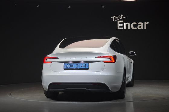 Tesla Model 3 RWD — пробег 12 915 км — фото 4 из 5