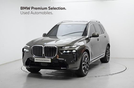 BMW X7 xDrive 40i M Sport 6STR — пробег 4 076 км — фото 1 из 5