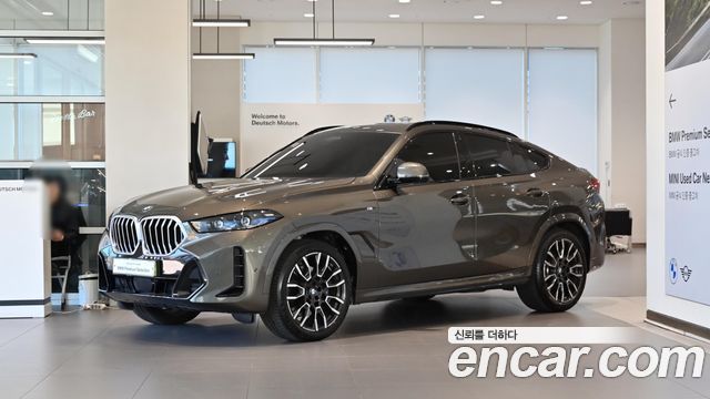 BMW X6 xDrive40i M Sport — пробег 5 709 км — фото 1 из 5