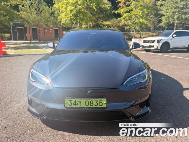 Tesla Model S Plaid — пробег 1 060 км — фото 1 из 5