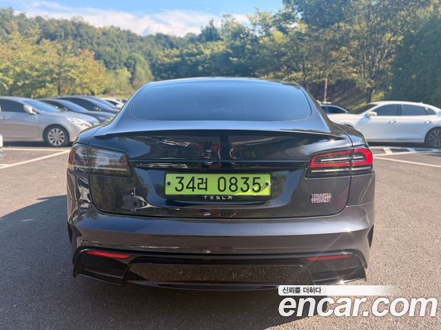 Tesla Model S Plaid — пробег 1 060 км — фото 5 из 5