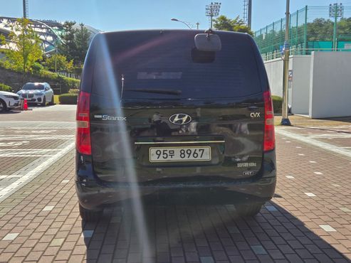 Hyundai Starex 5-Seater VAN CVX Deluxe — пробег 135 320 км — фото 4 из 5
