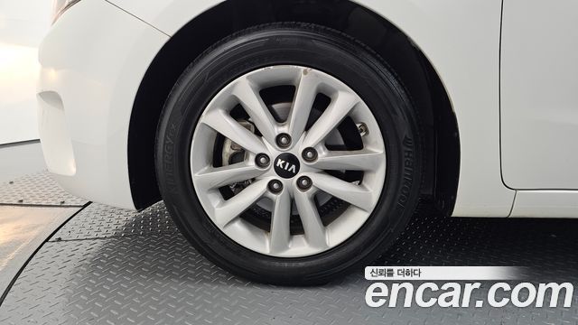 Kia K3 из Кореи Encar