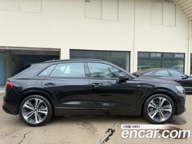 Audi Q8 из Кореи Encar