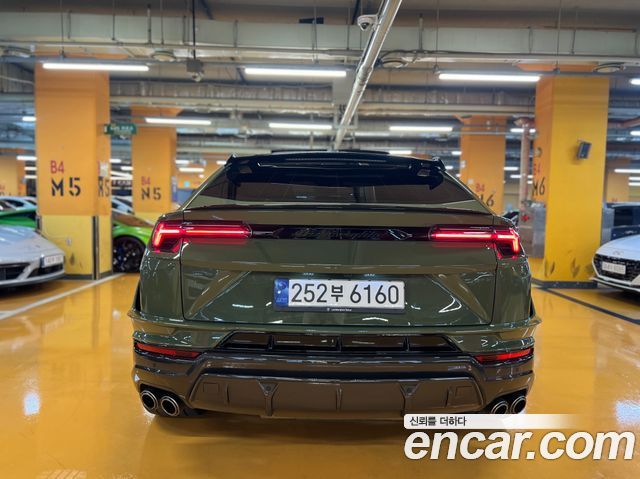 Lamborghini Urus 4.0 V8 Performante — пробег 12 000 км — фото 2 из 5