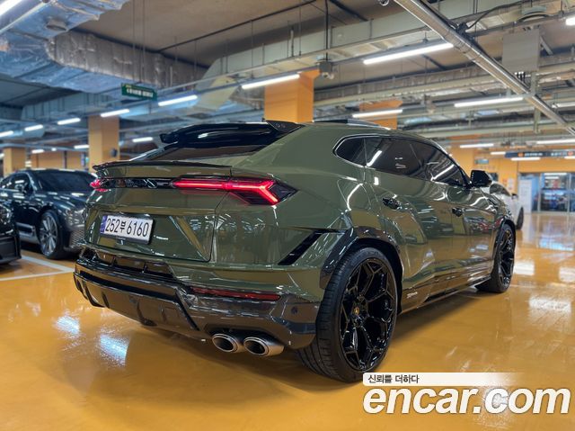 Lamborghini Urus 4.0 V8 Performante — пробег 12 000 км — фото 5 из 5