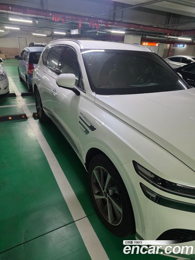 Genesis GV80 2.5T Gasoline 2WD — пробег 8 500 км — фото 2 из 5