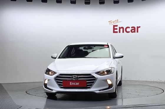 Hyundai AVANTE 1.6 GDI Smart — пробег 71 455 км — фото 3 из 5