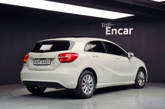 Mercedes-Benz A-Class A200 CDI Style — пробег 134 224 км — фото 2 из 5