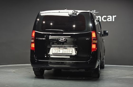 Hyundai Starex Wagon 11-Seater Smart — пробег 46 789 км — фото 4 из 5
