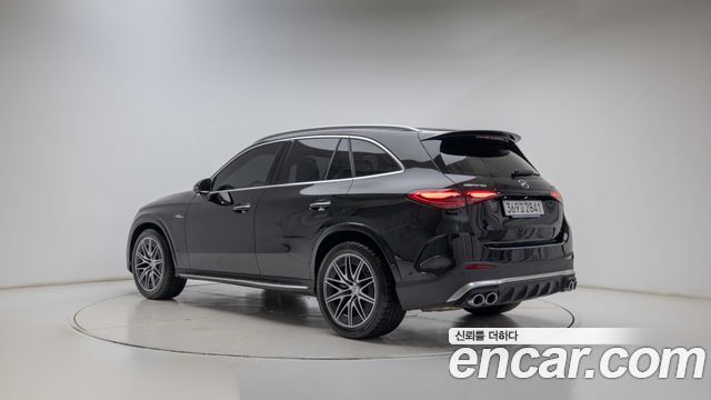 Mercedes-Benz GLC-Class AMG GLC43 4MATIC — пробег 2 358 км — фото 2 из 5