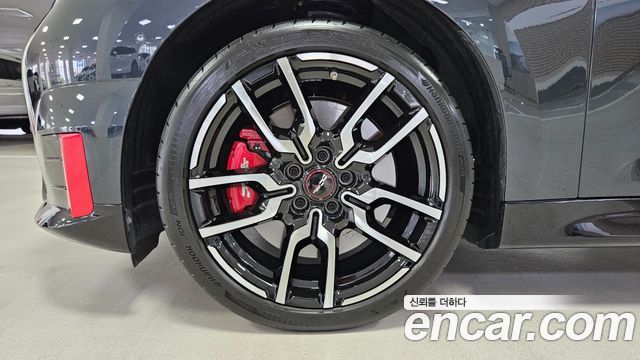 Mini Cooper JCW — пробег 6 365 км — фото 5 из 5