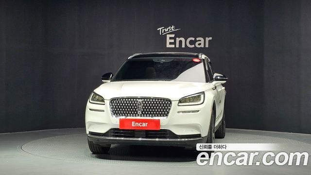Lincoln Corsair 2.0 Reserve AWD — пробег 43 625 км — фото 3 из 5