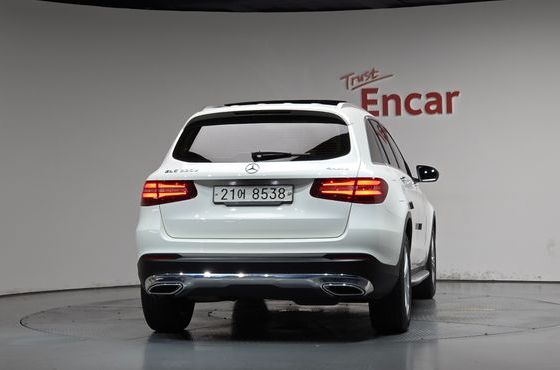 Mercedes-Benz GLC-Class GLC220 d 4MATIC — пробег 62 618 км — фото 4 из 5