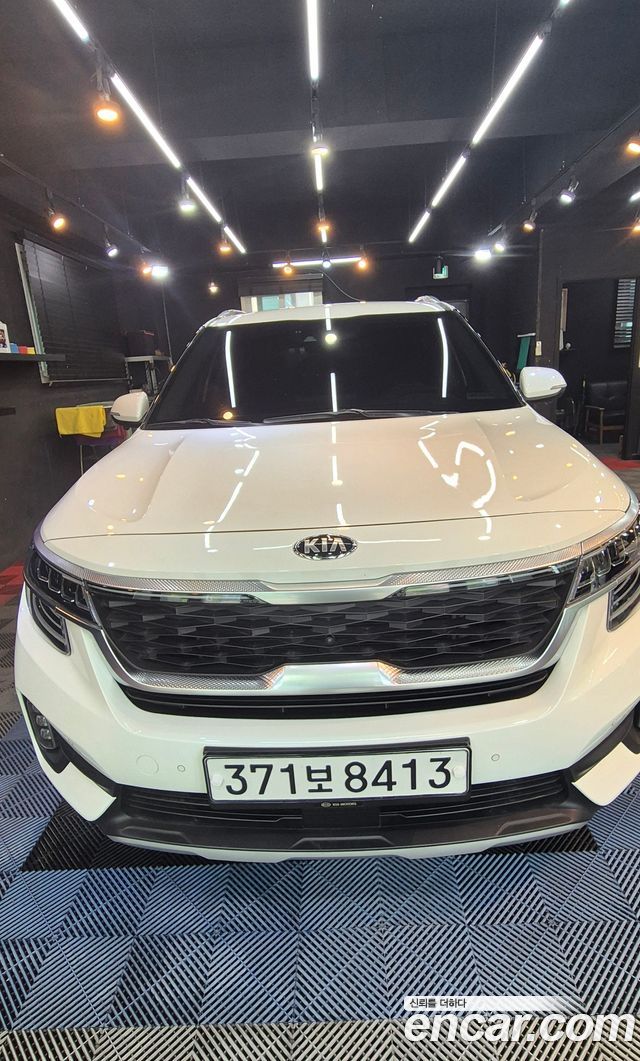 Kia Seltos из Кореи Encar