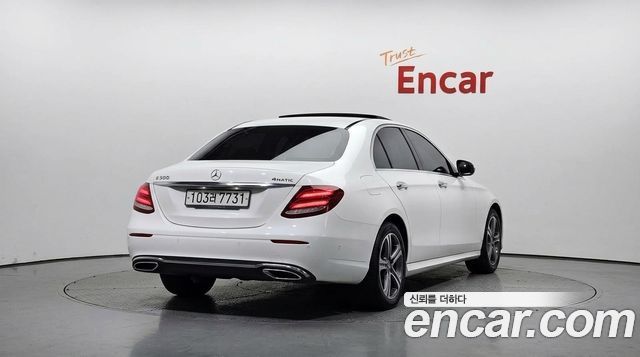 Mercedes-Benz E-Class E300 4MATIC Avnatgarde — пробег 81 242 км — фото 4 из 5