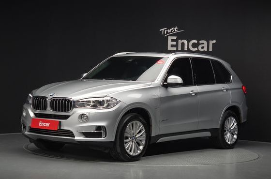 BMW X5 xDrive 40e iPerformance — пробег 162 994 км — фото 1 из 5