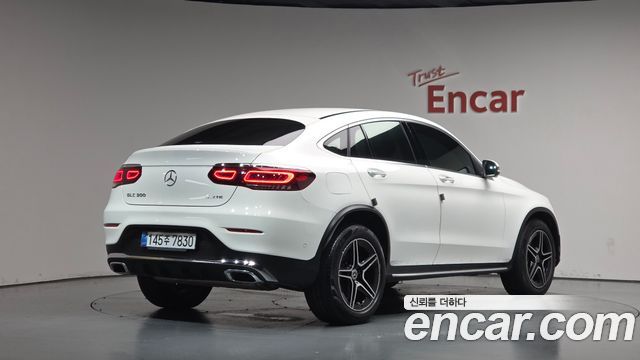 Mercedes-Benz GLC-Class GCL300 4MATIC Coupe — пробег 31 790 км — фото 2 из 5