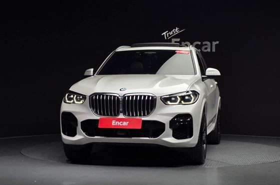 BMW X5 xDrive 40i M Sport — пробег 43 021 км — фото 3 из 5