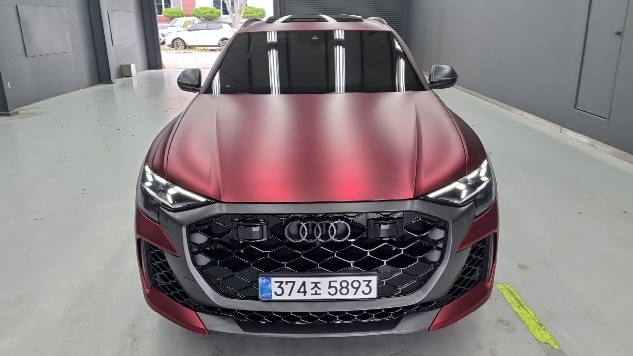 Audi RSQ8 4.0 TFSI Quattro Performance — пробег 9 000 км — фото 3 из 5