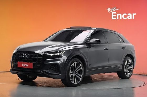 Audi Q8 55 TFSI Quattro Premium — пробег 38 741 км — фото 1 из 5
