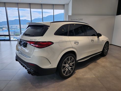 Mercedes-Benz GLC-Class AMG GLC43 4MATIC — пробег 5 904 км — фото 4 из 5