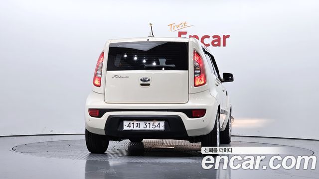 Kia Soul 1.6 GDI Luxury Standard — пробег 140 448 км — фото 4 из 5