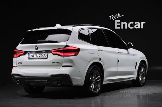 BMW X3 xDrive 30e M Sport — пробег 116 818 км — фото 2 из 5