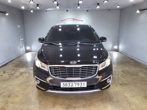 Kia Carnival 9-seater Prestige — пробег 99 400 км — фото 1 из 5