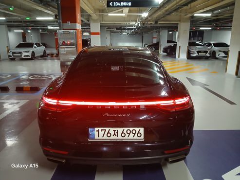 Porsche Panamera 3.0 — пробег 90 000 км — фото 4 из 5