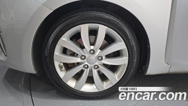 Kia Carens из Кореи Encar
