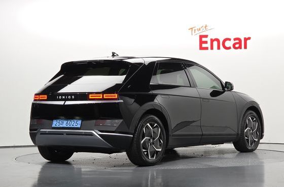 Hyundai Ioniq5 Long range Exclusive — пробег 7 503 км — фото 2 из 5