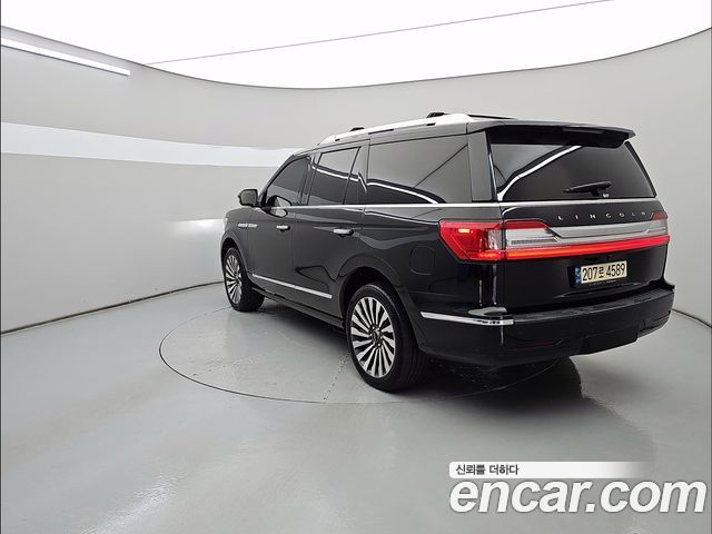 Lincoln Navigator из Кореи Encar