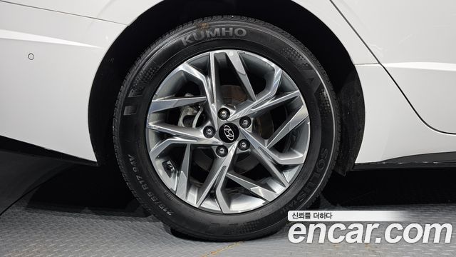 Hyundai Sonata 2.0 Premium Plus — пробег 34 286 км — фото 5 из 5