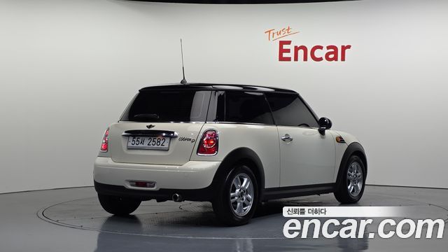 Mini Cooper Special Edition Second Generation — пробег 103 322 км — фото 2 из 5