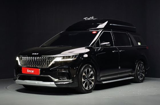 Kia Carnival Diesel 7-Seater Hi-Limousine Signature — пробег 123 077 км — фото 1 из 5