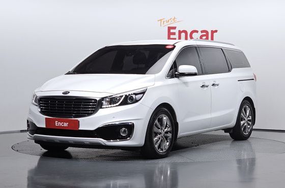 Kia Carnival 7-seater Limousine VIP — пробег 36 046 км — фото 1 из 5