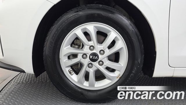 Kia K3 Luxury — пробег 98 476 км — фото 5 из 5