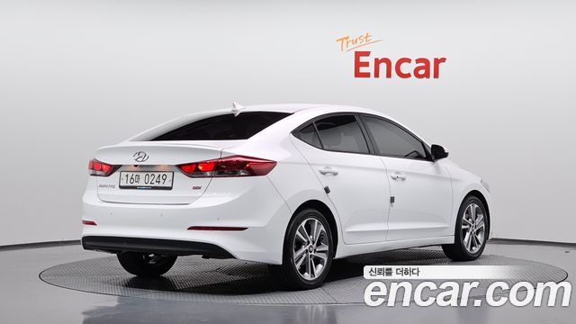 Hyundai AVANTE из Кореи Encar