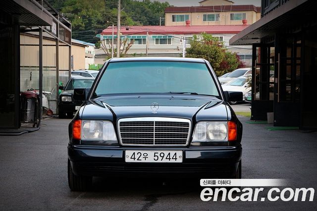 Mercedes-Benz E-Class из Кореи Encar