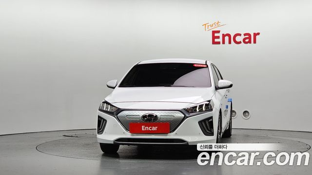Hyundai Ioniq Q — пробег 40 554 км — фото 3 из 5