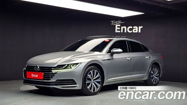 Volkswagen Arteon 2.0 TDI Premium — пробег 139 658 км — фото 1 из 5