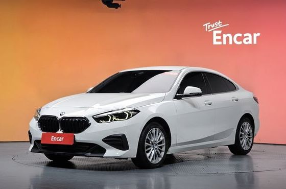 BMW 2-Series 218d Advantage — пробег 51 288 км — фото 1 из 5