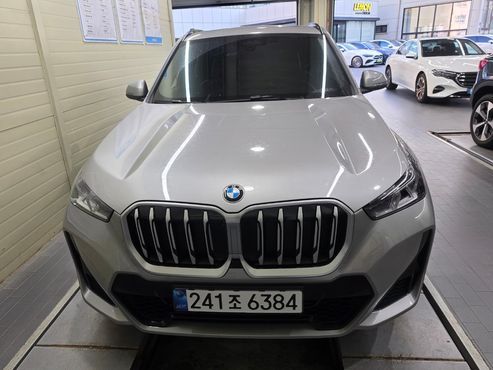 BMW X1 xDrive 20i M Sport — пробег 10 583 км — фото 1 из 5