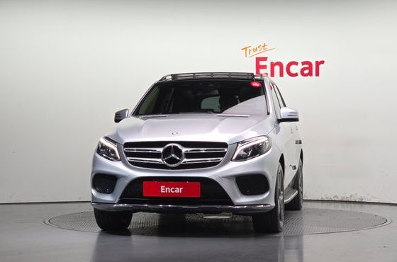 Mercedes-Benz GLE-Class GLE350 d 4MATIC — пробег 90 466 км — фото 3 из 5