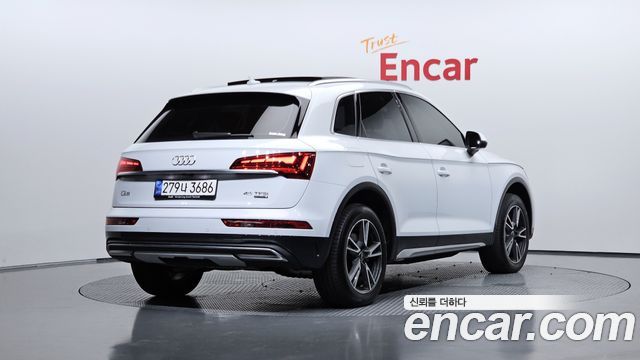 Audi Q5 45 TFSI Quattro — пробег 20 438 км — фото 2 из 5