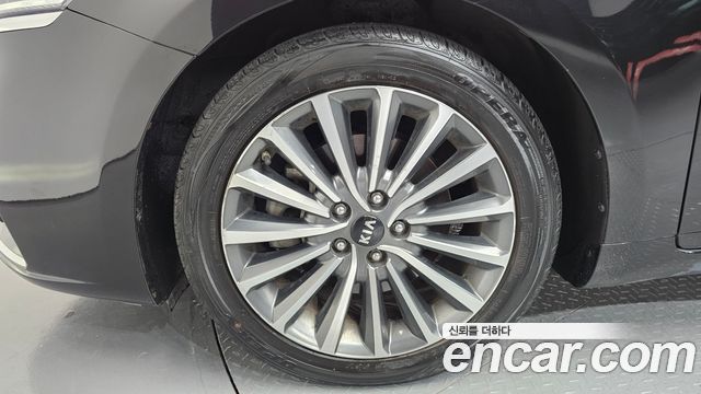 Kia K7 из Кореи Encar