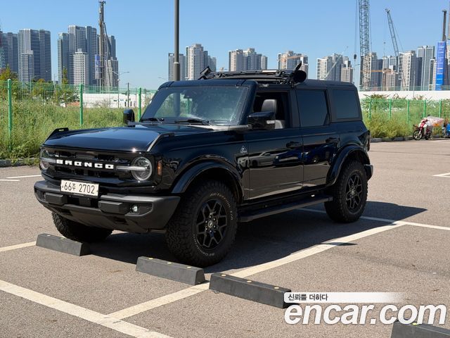 Ford Bronco 2.7 Outer Banks — пробег 33 000 км — фото 1 из 5